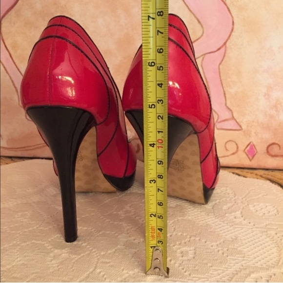 Betsey Johnson HEELS Stilettos Shoes RED and BLACK Patent Vinyl SEXY PINUP Y2K